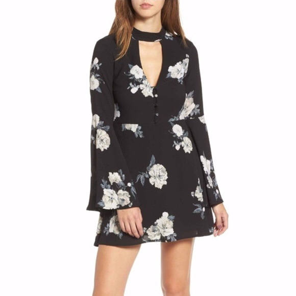 Socialite Flower Dress 4 COCHELLA from Nordstroms - Picture 4 of 8